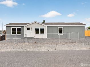 412 Thunderbird Way SW, Mattawa, WA 99349
