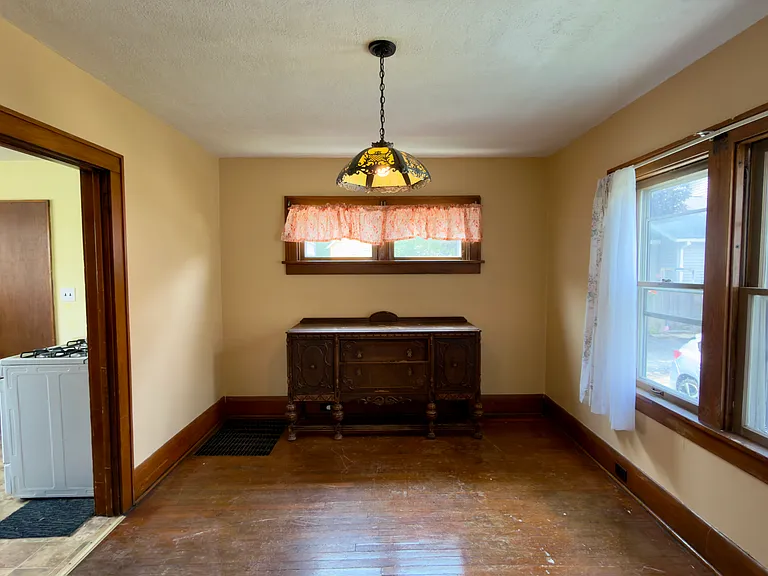 Dining room (to the right of living room)