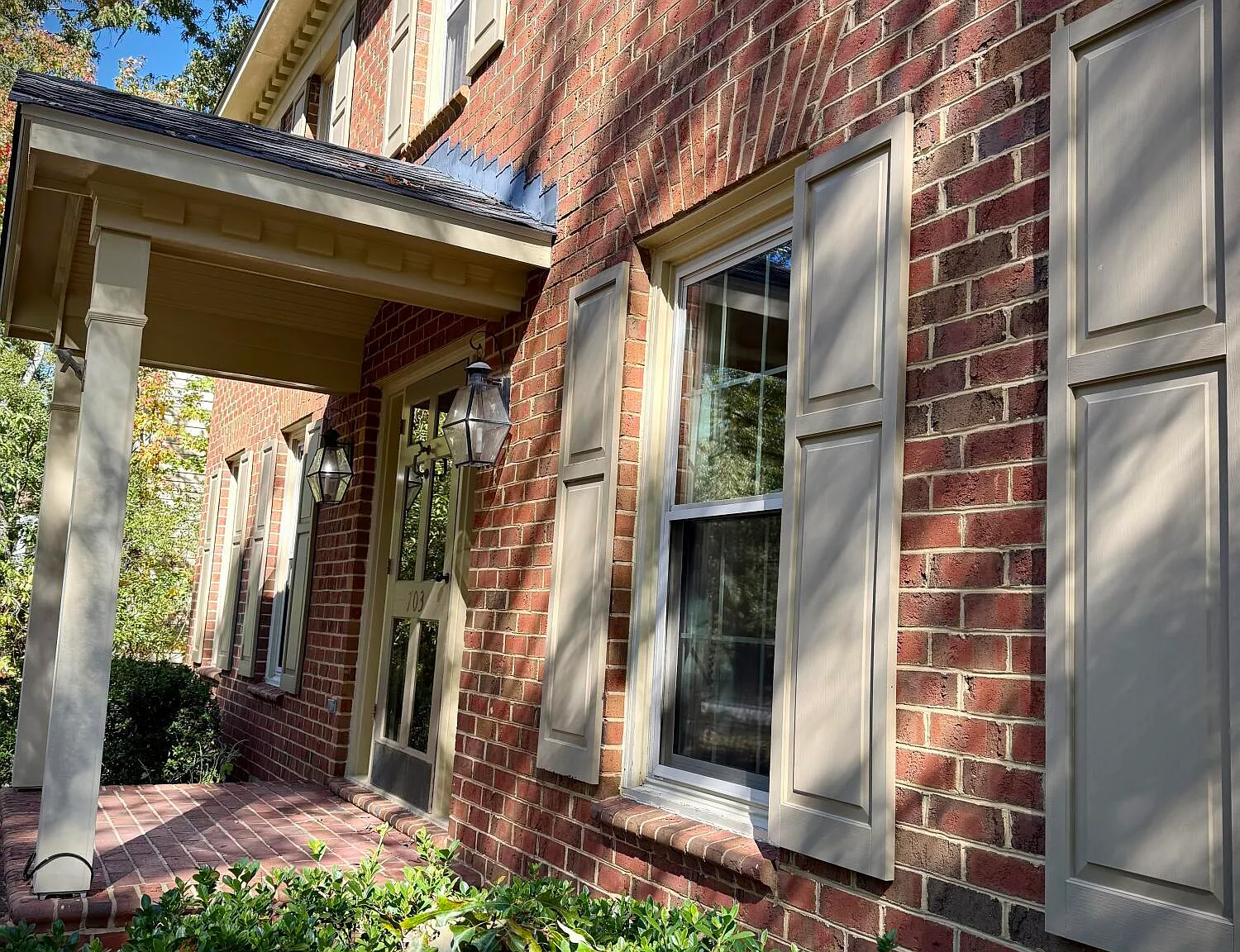 4 bed, 2.5 bath, 3058 sqft, $2,950 — Photo 3