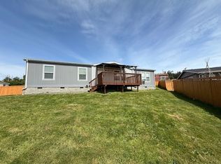 8446 Sunrise Way, Blaine, WA 98230