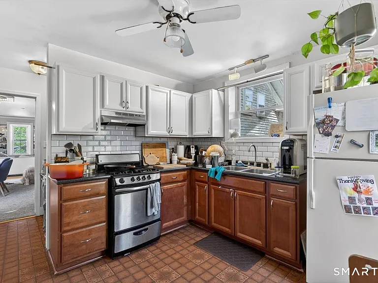 131 Bradley St #2 — Photo 14
