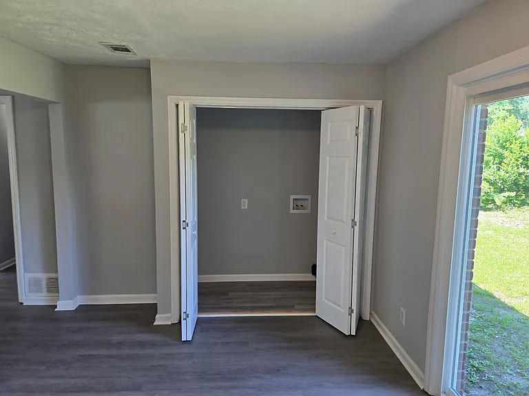 1408 Jackson Rd — Photo 8