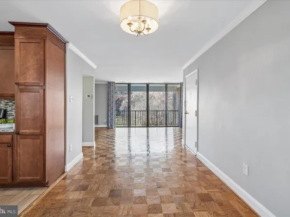 778 Quince Orchard Blvd APT 201, Gaithersburg, MD 20878