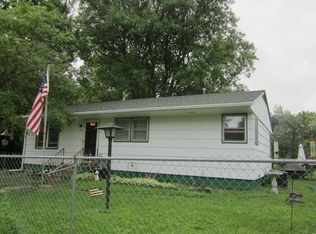 501 SW Walnut Ave, Iroquois, IL 60945