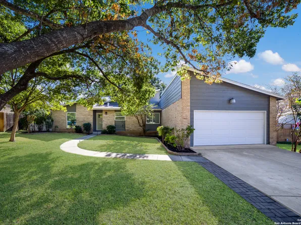 3610 GREEN SPRING DR, San Antonio, TX 78247