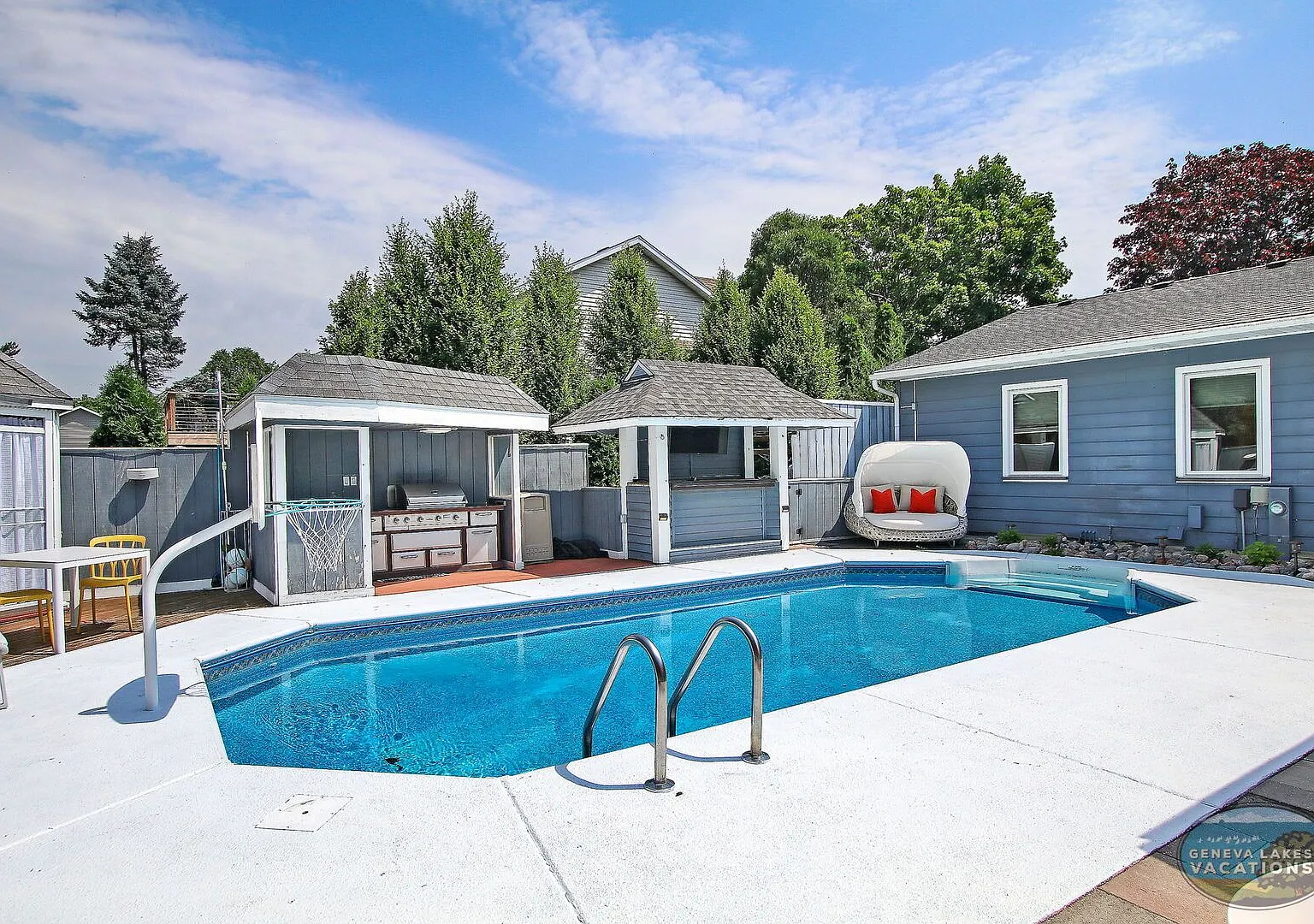 Lake Geneva Retreat with Heated Saltwater Pool Available for Monthly & Mid-Term Rentals — Photo 2