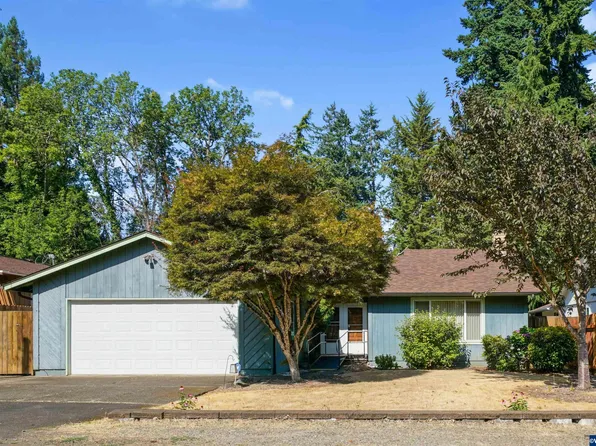 3531 Hillview Dr SE, Salem, OR 97302