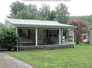 7018 Elk River Rd N, Clendenin, WV 25045