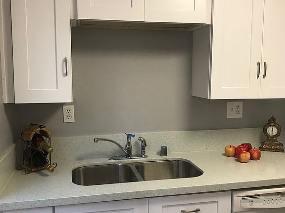 3rd image of 1520 Coulston St APT 28