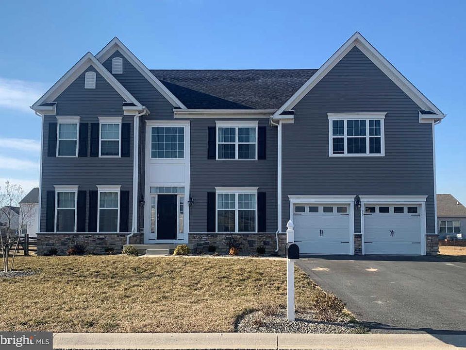 1st image of 35 Buckeye Ln