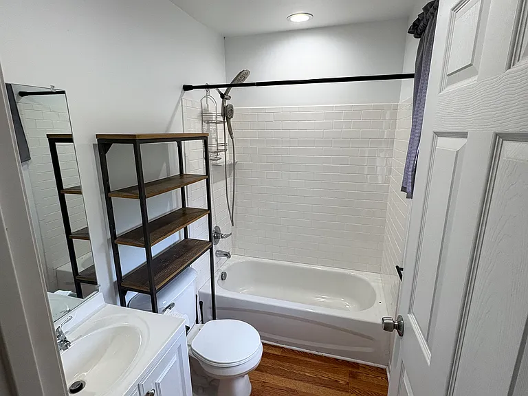 23067 Hazelwood Ave — Photo 3