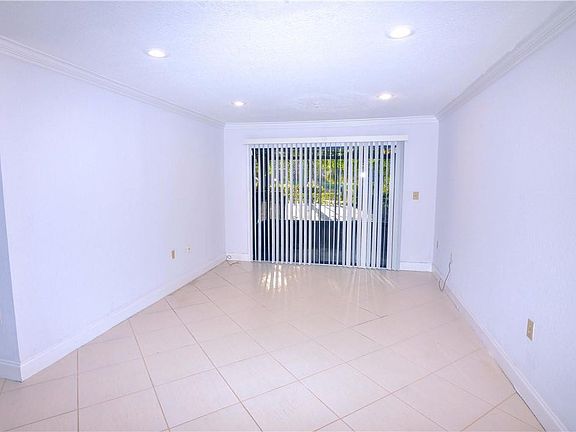 4th image of 2313 N Congress Ave APT 12