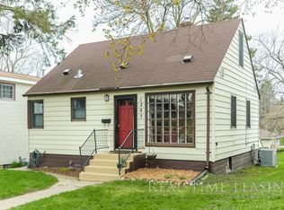 1287 Kent St, Saint Paul, MN 55117