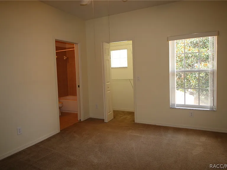 1600 W Spring Meadow Loop — Photo 23