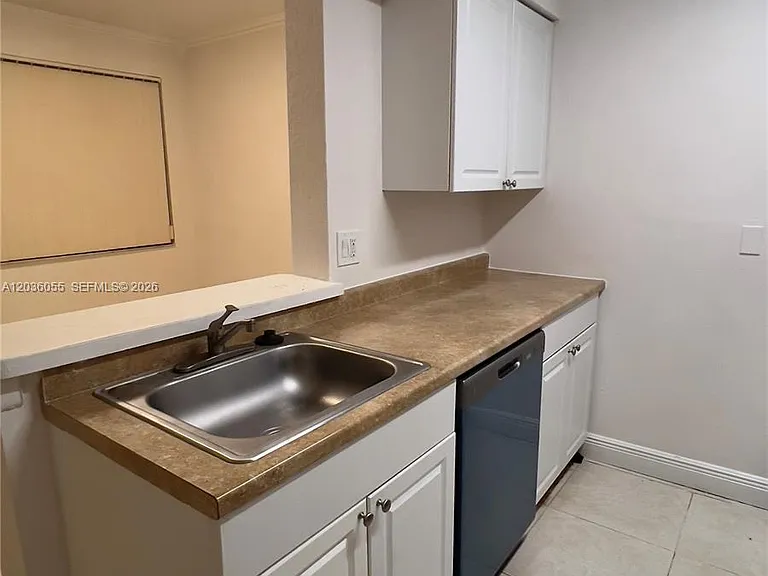 2880 N Oakland Forest Dr #107 — Photo 3