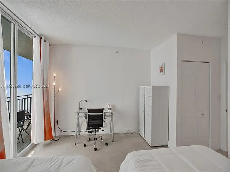 17555 Atlantic Blvd #1101 — Photo 46