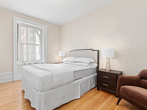 5th image of 414 W 120th St #23