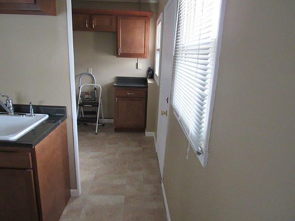 4th image of 804 W Purtscher Dr