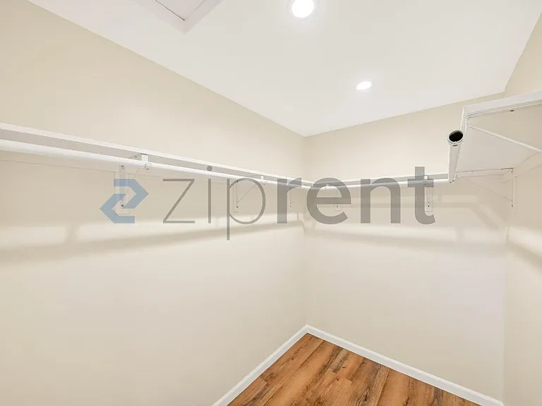 4013 S Harvard Blvd — Photo 14
