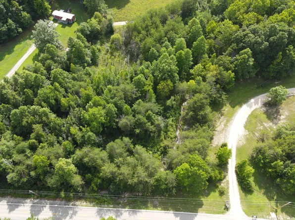 Azeberrye Ln, Jeffersonville, KY 40337