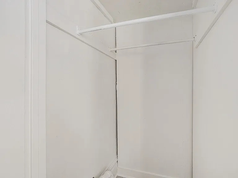 429 Davis St #1 — Photo 14
