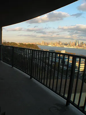 Sold by Hudson View Realty LLC | media 8