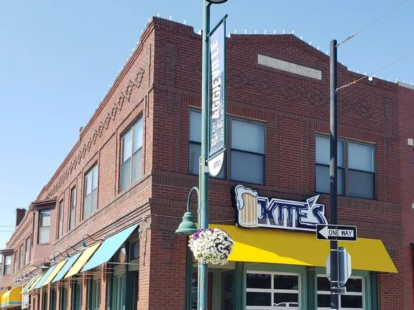 N the Ville, 617 N 12th St APT 5, Manhattan, KS 66502