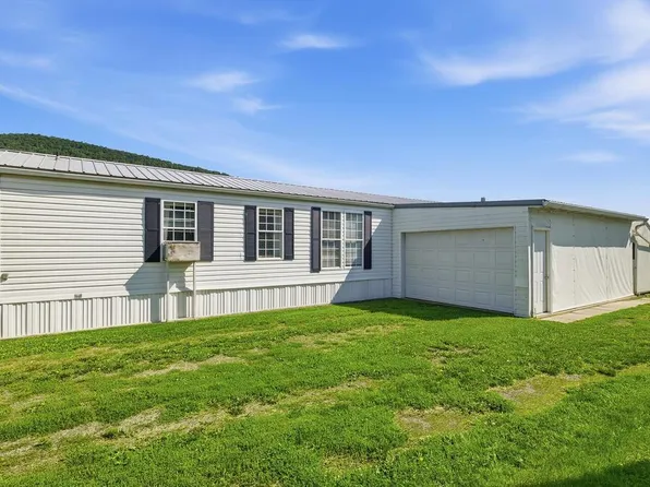 109 N East St, Knoxville, PA 16928