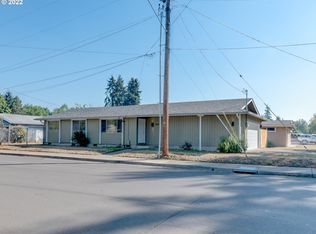 4901 D St, Springfield, OR 97478