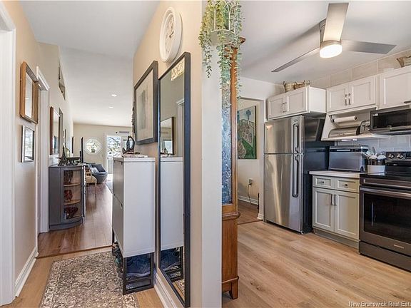 4th image of 208 Virginia Ave #110