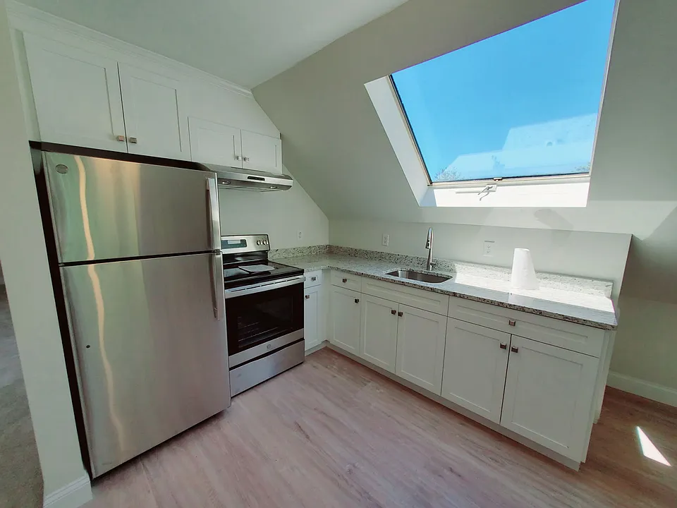 22 Clovelly Rd #3