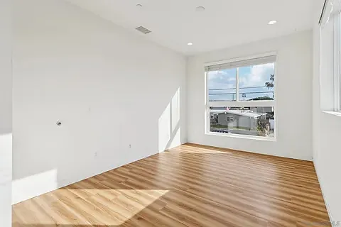 1166 Holly Ave #1 — Photo 28
