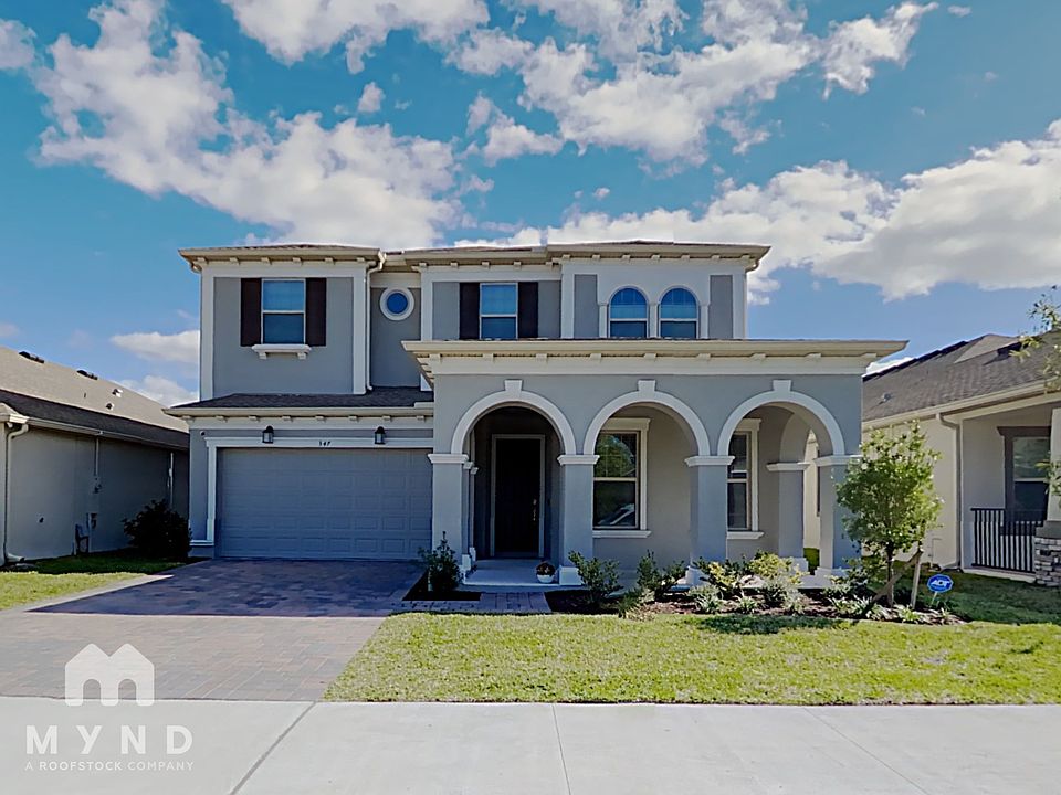 1st image of 347 Wooded Vine Dr