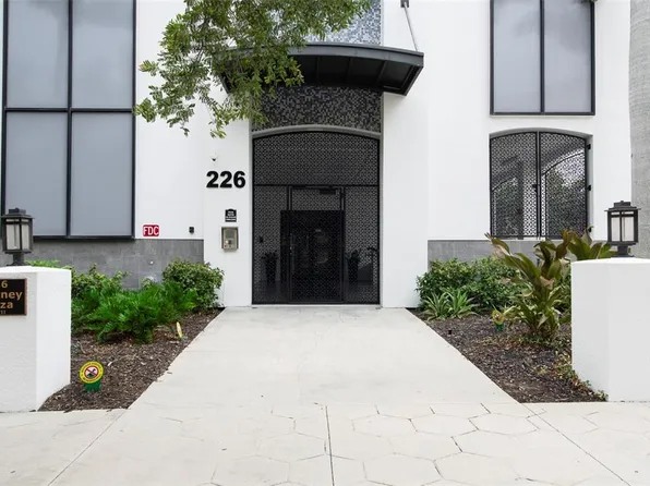 226 5TH AVENUE N #M02, ST PETERSBURG, FL 33701