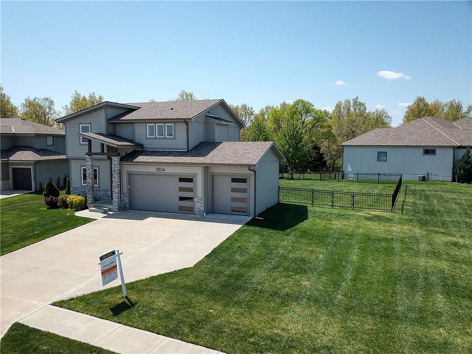 1204 Rich Blvd, Warrensburg, MO 64093 Zillow