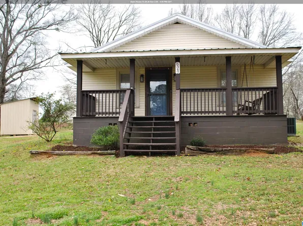 6342 Warrior River Rd, Bessemer, AL 35023