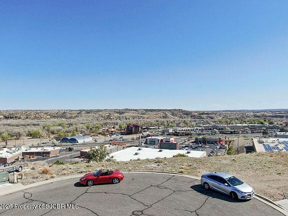 5th image of 4700 Hilltop Ct
