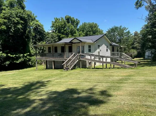 194 Patton Ln, Pikeville, TN 37367