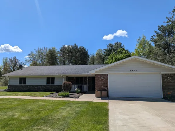 4464 Fisher Estates Ln, Romeo, MI 48065