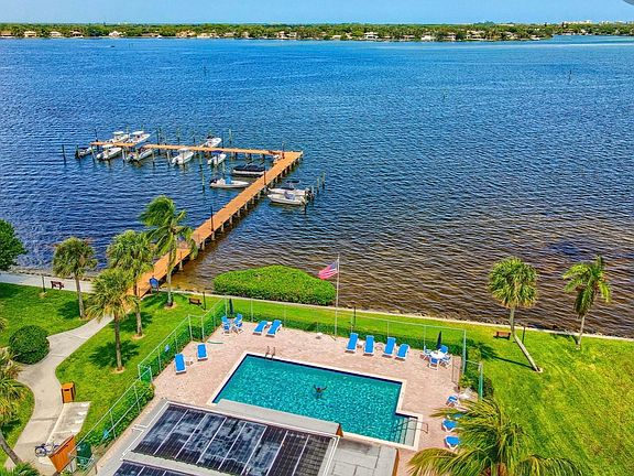 community Pool & Dock @ Jupiter Plantation