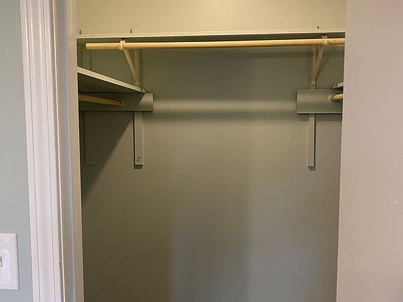 4th image of 25 Adamson Dr #30