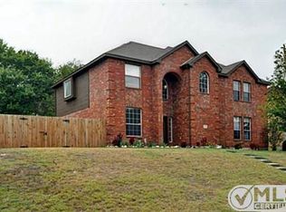 548 Ten Mile Dr, Desoto, TX 75115