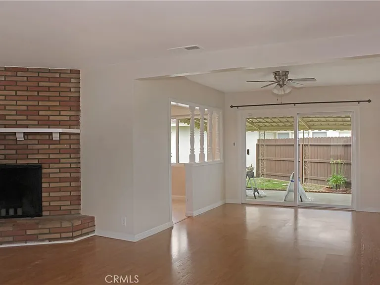 2513 Birch St — Photo 17