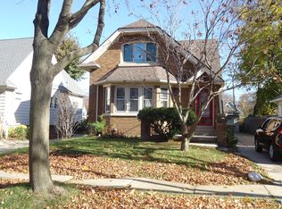 3830 S Lenox St, Milwaukee, WI 53207