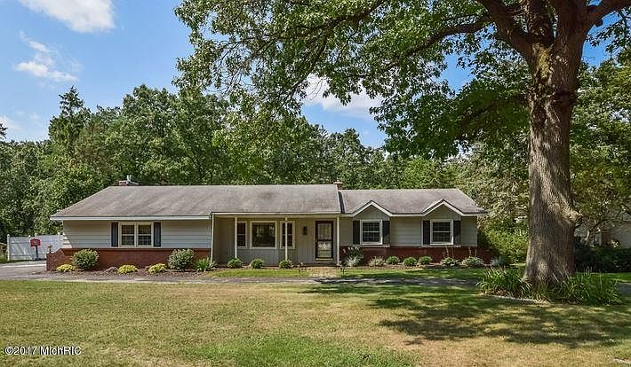 1st image of 3333 Hidden Hills Ct SE