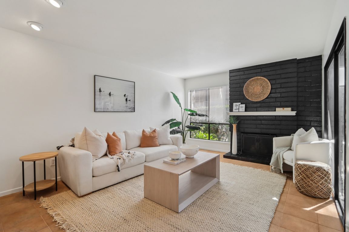 next background image