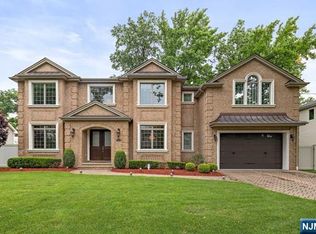 217 Addison Pl, Paramus, NJ 07652