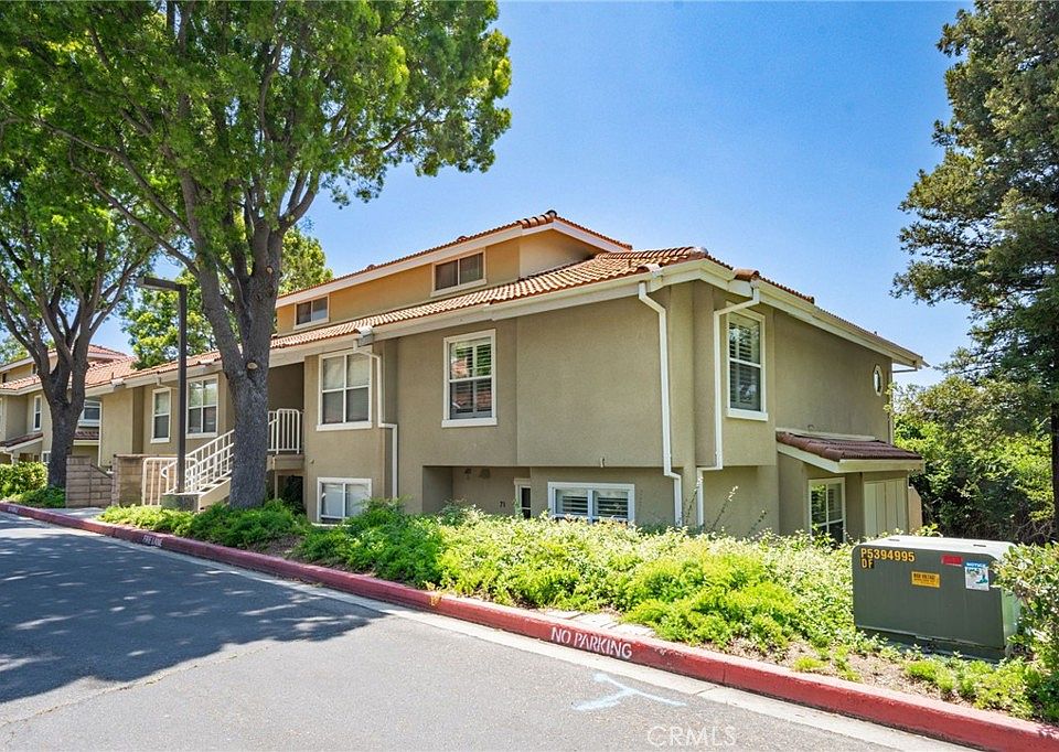 1st image of 2731 N Erringer Rd #71