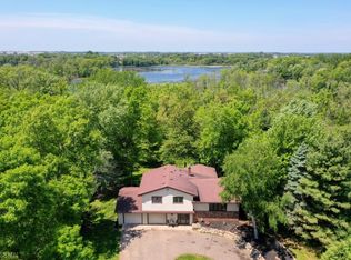 1830 Oak Ridge Dr, New Richmond, WI 54017