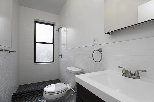 Rented by OGI Management | media 11